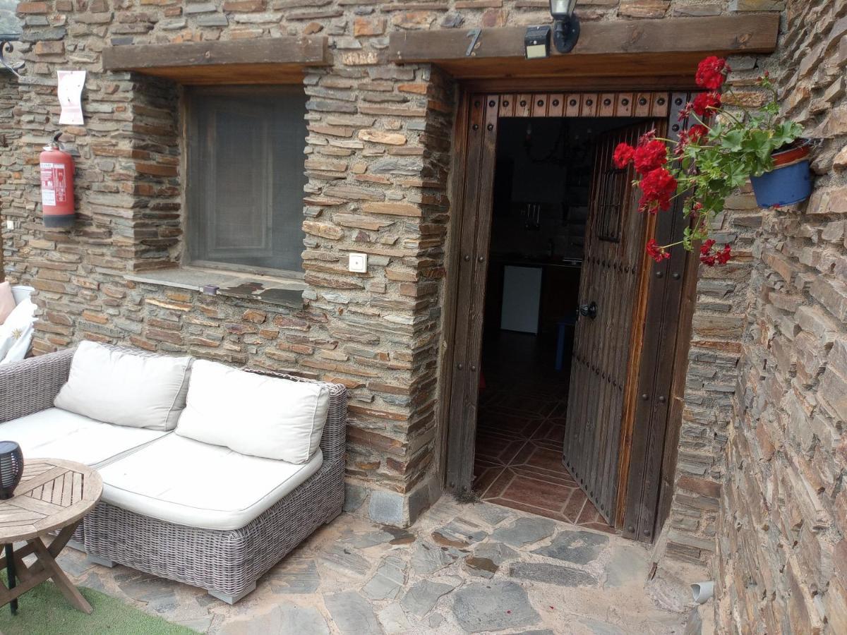 Apartamentos Balcon Del Cielo Trevélez Exterior foto